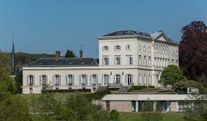 London Business School vs HEC Paris: Europe’s Top MBA