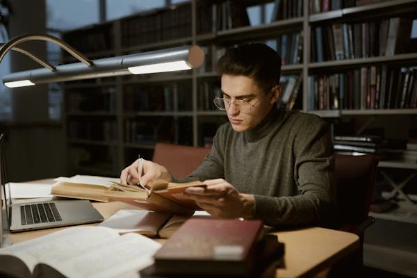 How to Get Into Oxford with a Full Scholarship